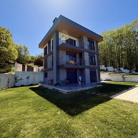Villa Modern Escape In The Heart Of Nature Alba Di Mare Suayipli